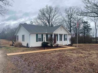 1020 Neill Cemetery Dr, Savannah, TN 38372