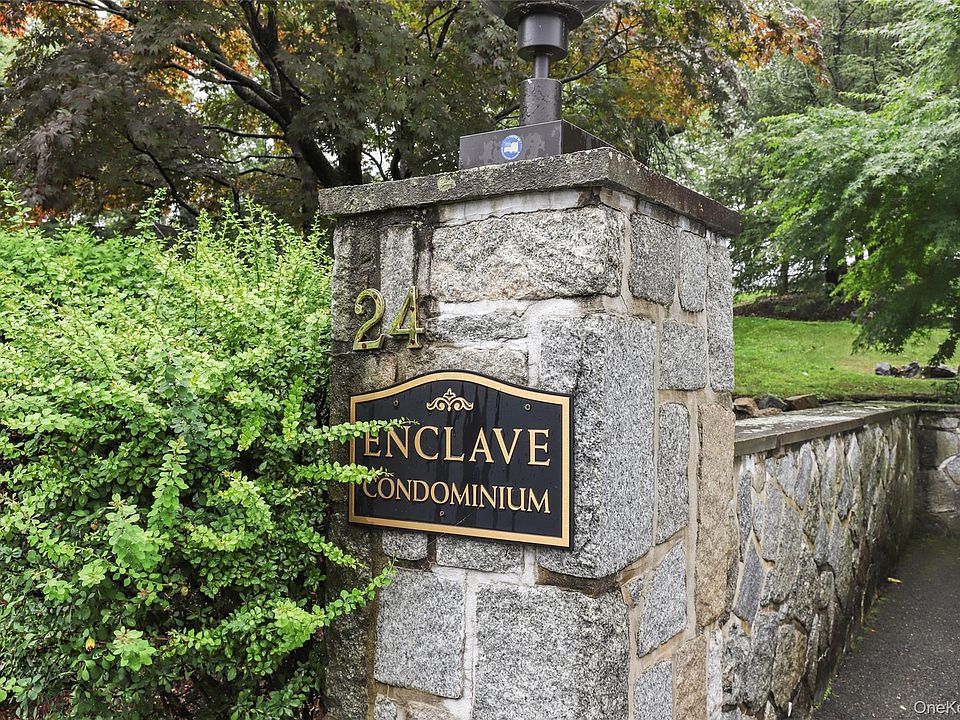 1st image of 24 Ray Place #2-4