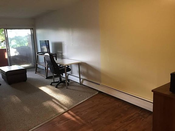 5th image of 4903 Chalet Dr Unit 210