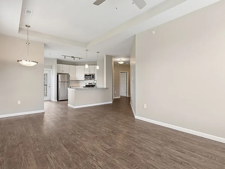 Arrive Brentwood I & II — Photo 29