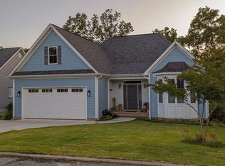 106 Reedy Cove Pl, Greenwood, SC 29649