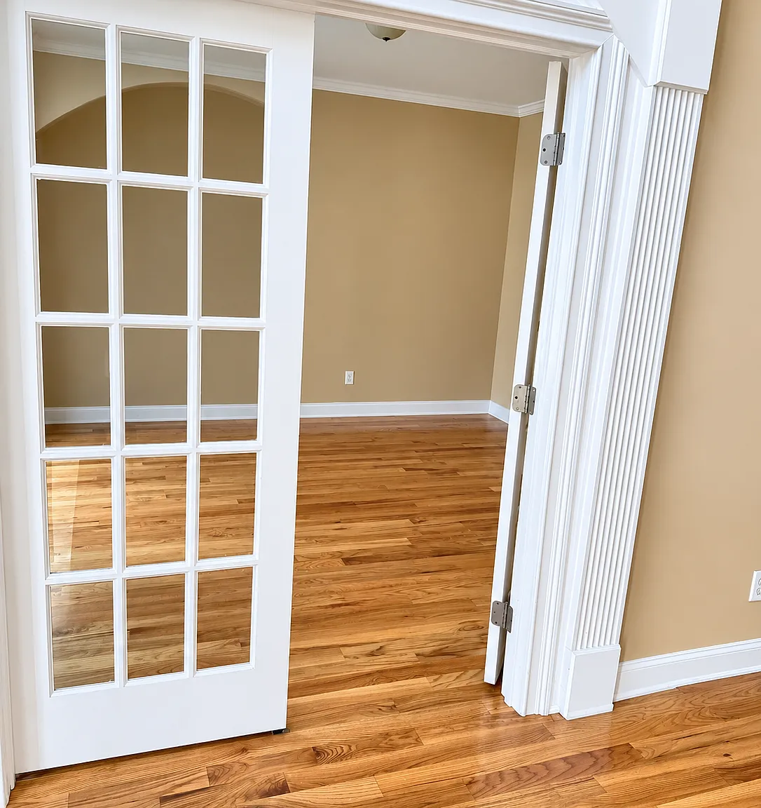 5 bed, 3600 sqft, $2,800 — Photo 2