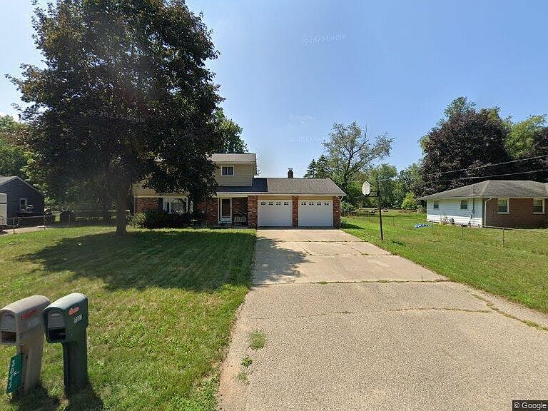 1st image of 3062 Thayer Ave