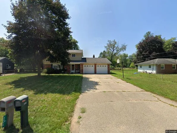 3062 Thayer Ave, Kalamazoo, MI 49004