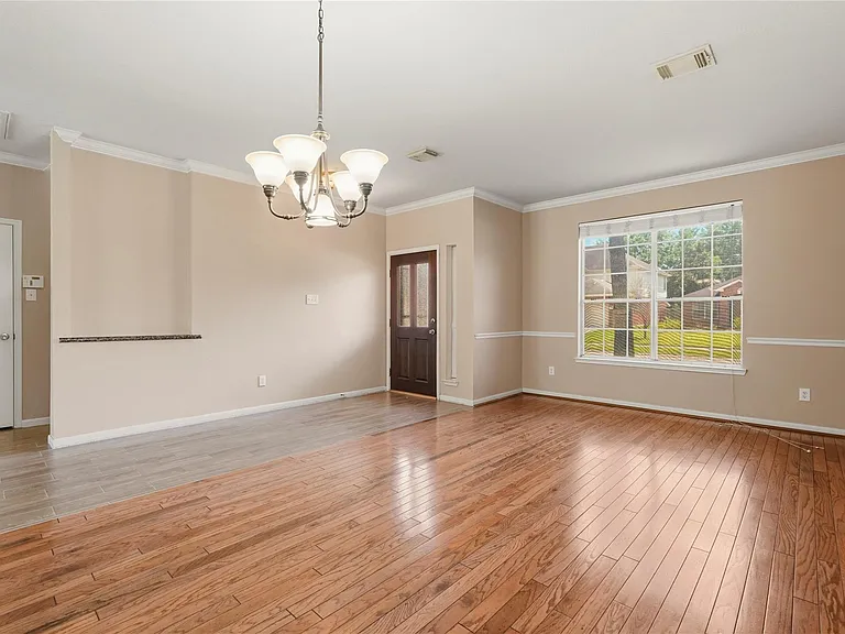 15106 Turphin Way — Photo 6