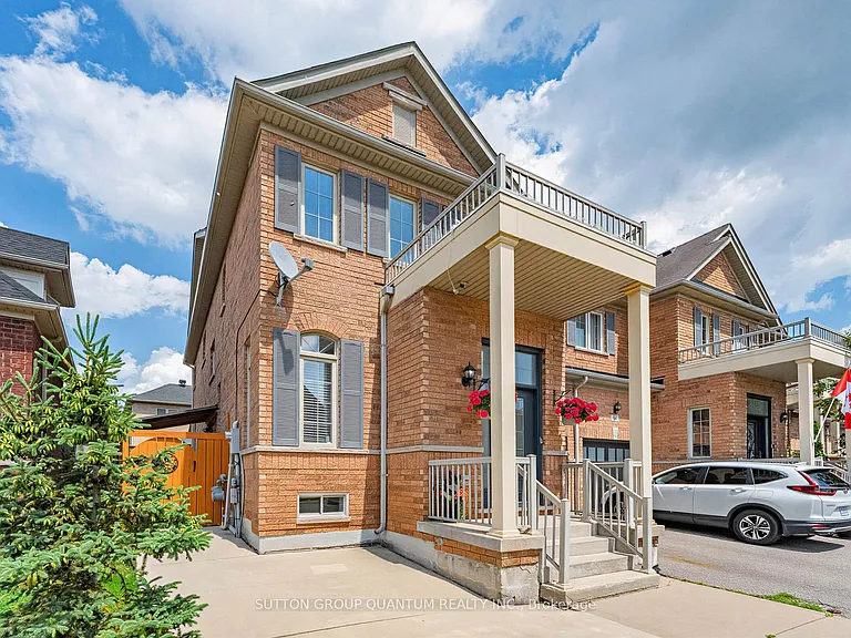 581 Grant Way #UPPER — Photo 2