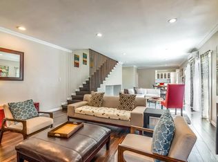 3 Sunswept Dr, Studio City, CA 91604