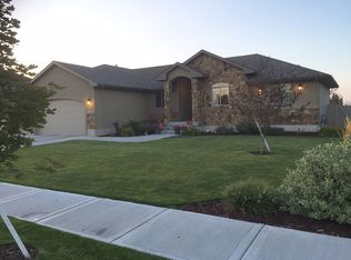 581 Bradford Ln, Idaho Falls, ID 83404