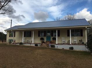 157 County Road 1915, Stringer, MS 39481