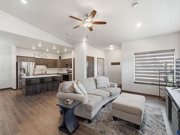 5th image of 3500 E Siasconset Pl