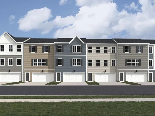 64 Night Star Ter Lot 44, Kearneysville, WV 25430