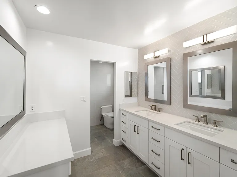 5821 Corral Way — Photo 26
