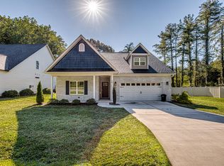 78 Robinhood Cir, Winston Salem, NC 27106