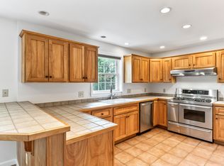 174 River Rd, Richmond, ME 04357