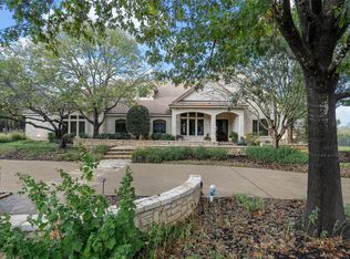 2110 Bear Creek Xing, Mcgregor, TX 76657