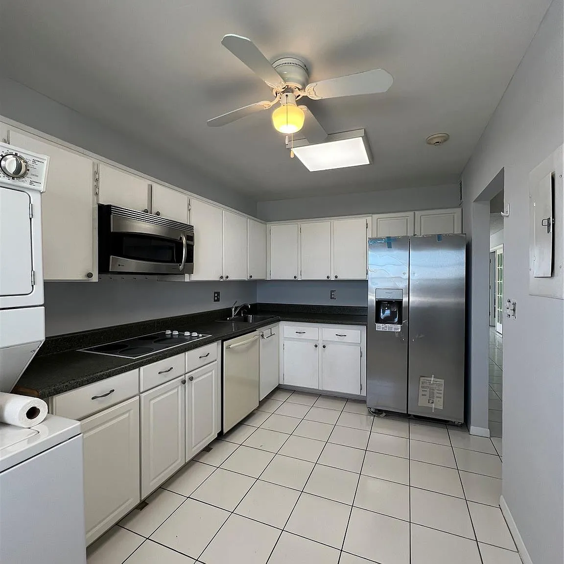 2 bed, 2.0 bath, 1263 sqft, $2,495 — Photo 3