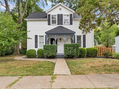 621 Jackson St, Saint Charles, MO, 63301