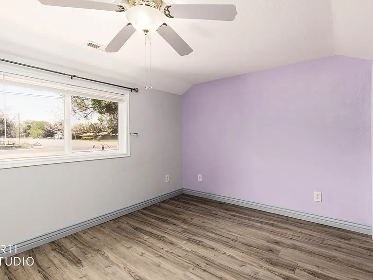 196 W Center St — Photo 16
