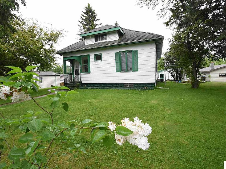 1st image of 304 Mitchell St