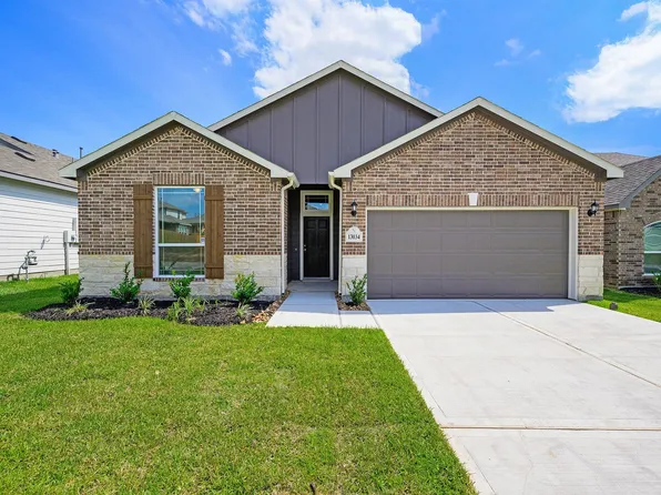 13054 Laura Lake Dr, Willis, TX 77318
