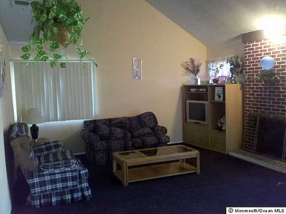 5th image of 1270 Pismo Ct