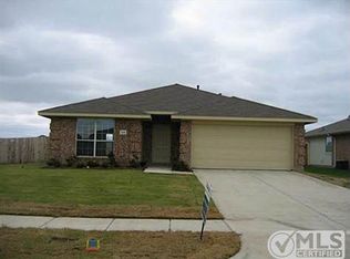 106 Stoney Creek Ln, Terrell, TX 75160