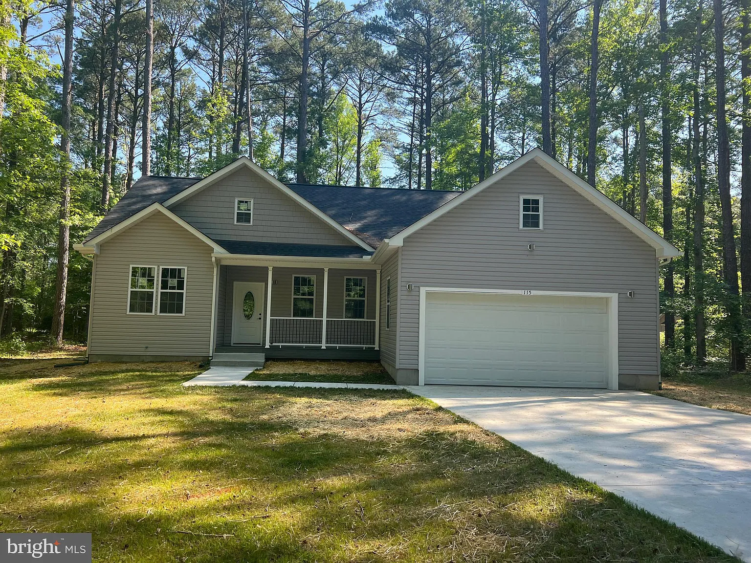 115 Erica Dr photo 1
