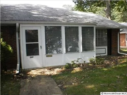 36A Cambridge Ct photo 1