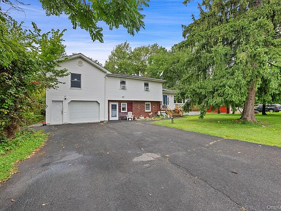 2nd image of 121 Hammond Road