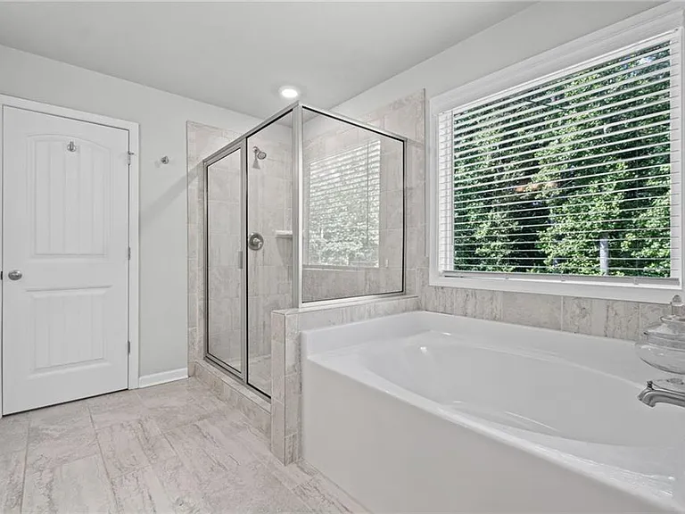 149 Treeline Trl — Photo 13