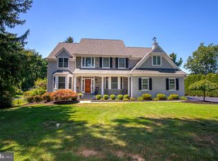 1010 Jamestown Rd, Broomall, PA 19008