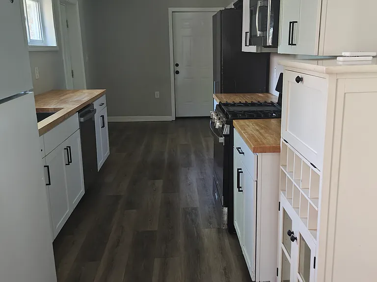 2520 Meeting Street Rd #A — Photo 2