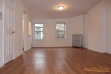 Rented by aptsandlofts.com