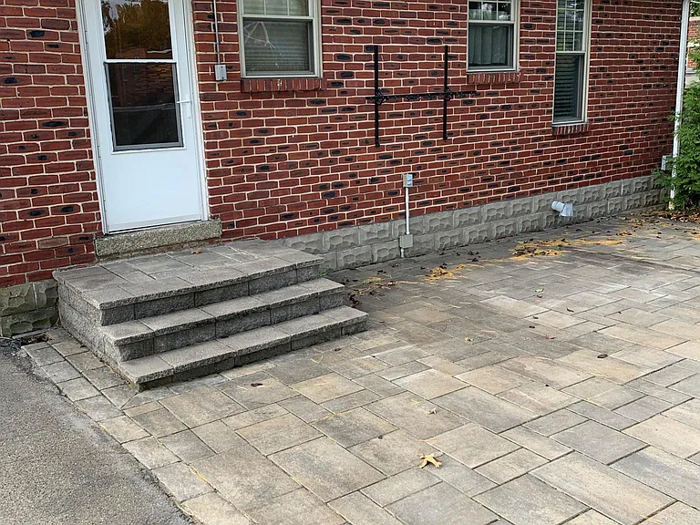 613 Japan St — Photo 19