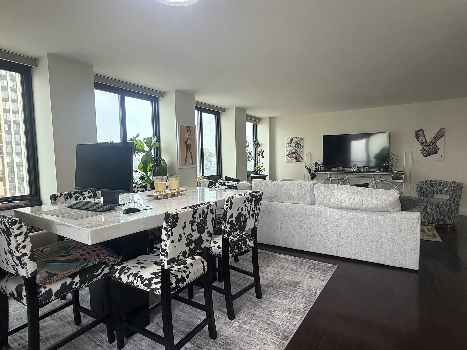 2 bed, 1695 sqft, $3,800 — Photo 1