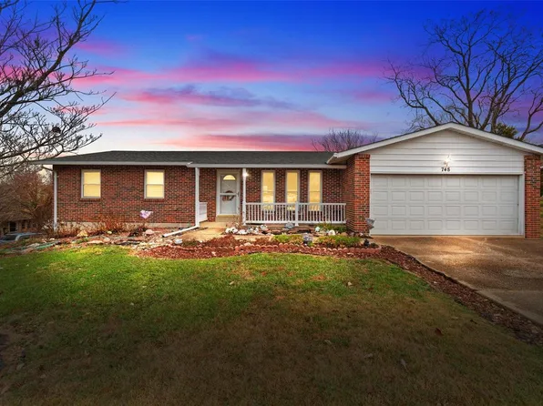 748 Vera Dr, Arnold, MO 63010