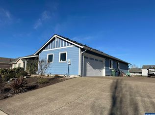 736 Mooney St, Independence, OR 97351