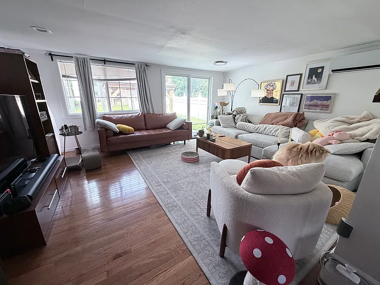 31 Clark St #1 — Photo 2