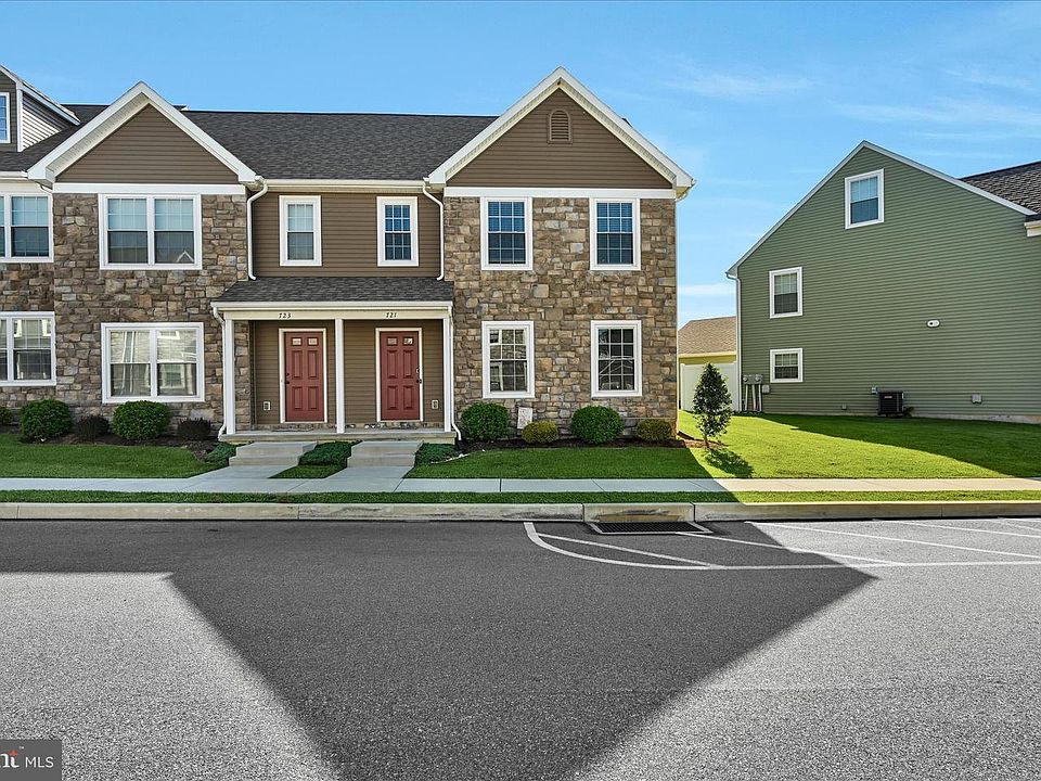 1st image of 721 Farmwood Ln #U-0071