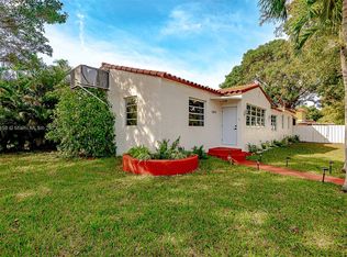 1450 SW 25th Ave, Miami, FL 33145