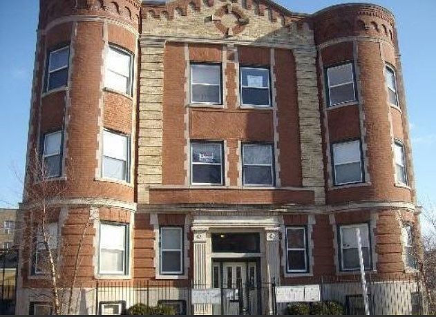 1st image of 5203 S Calumet Ave APT 2F