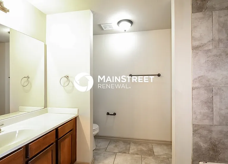 417 Pearl St — Photo 15