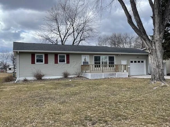 725 6th St S, Breckenridge, MN 56520