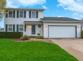 207 Carriage Hills Rd, Normal, IL 61761