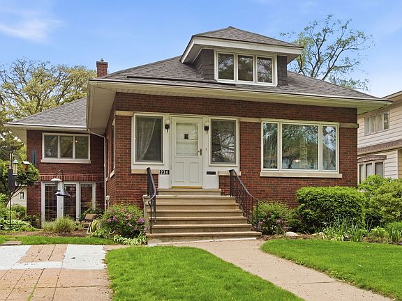 2nd image of 234 Franklin Ave