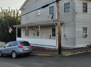 410 N 3rd St, Minersville, PA 17954