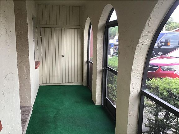 3rd image of 6412 Bonnie Bay Cir
