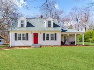 1161 E St N, Suffield, CT 06078