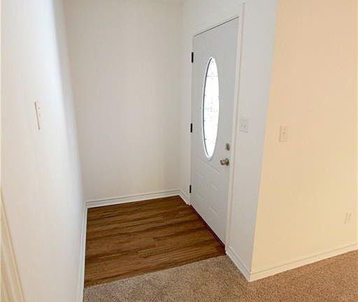 2nd image of 209 Skyview Dr