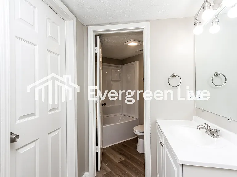7760 Serene Stream Way — Photo 10